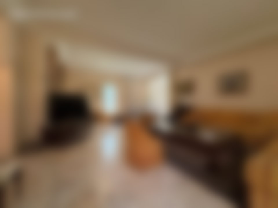 فيلا عائلية بحديقة رحبة في حي الأسيف بمراكش