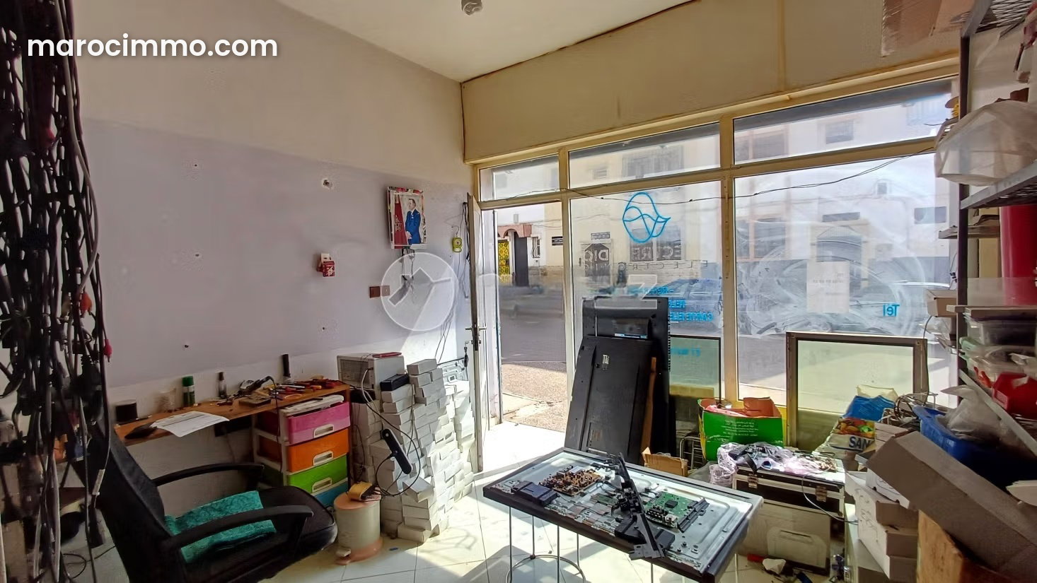محل زاوية للبيع بحي أميكال في أكادير — أكادير