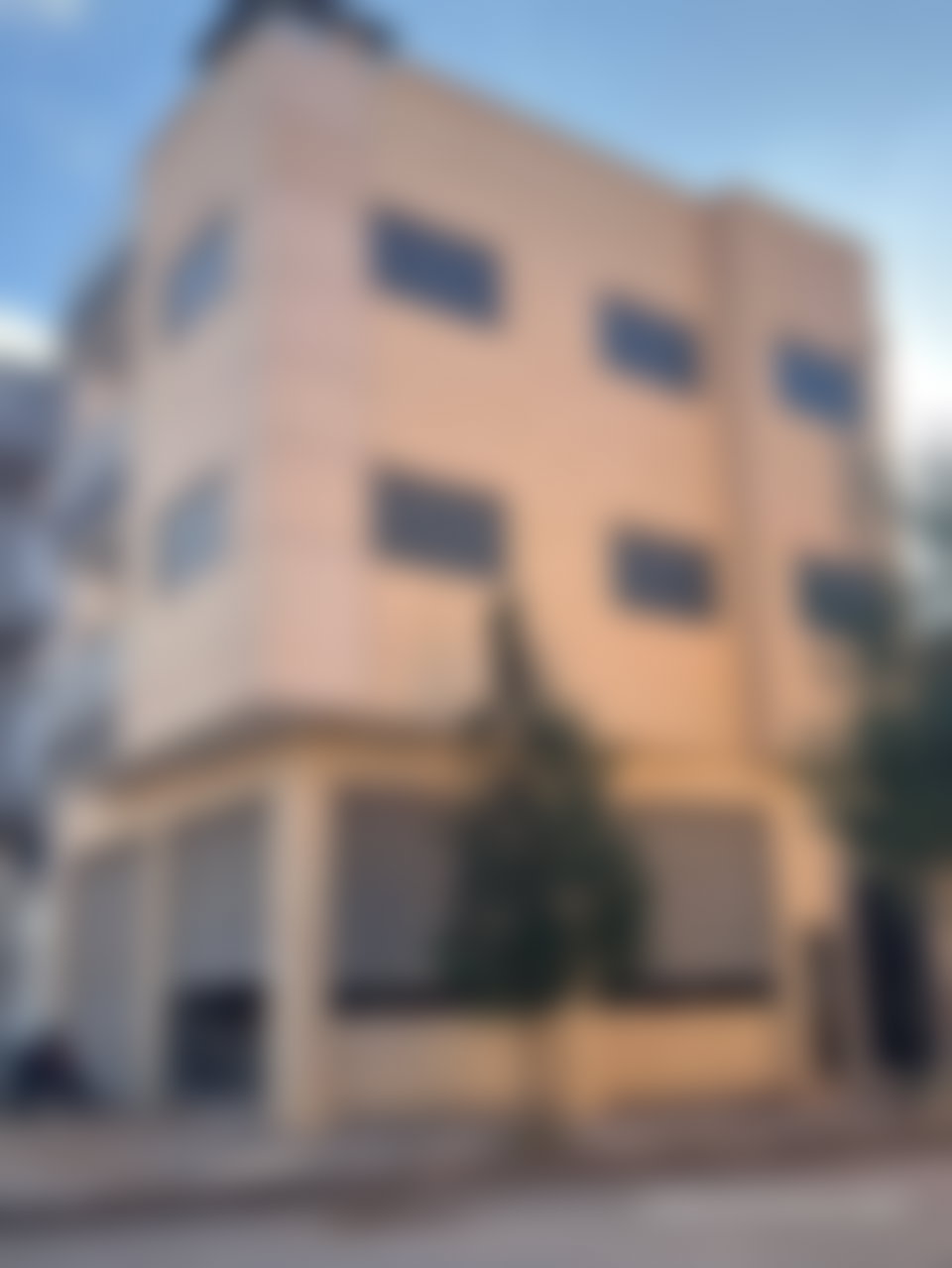 منزل عائلي عصري للبيع بطريق تحناوت مراكش