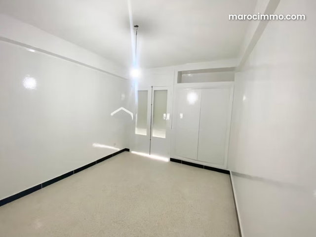 Bureau de 87 m² à Casablanca — 2