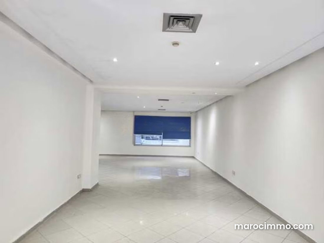 88 m² Office for Rent, Palmier, Casablanca, Boulevard Abdelmoumen — Casablanca