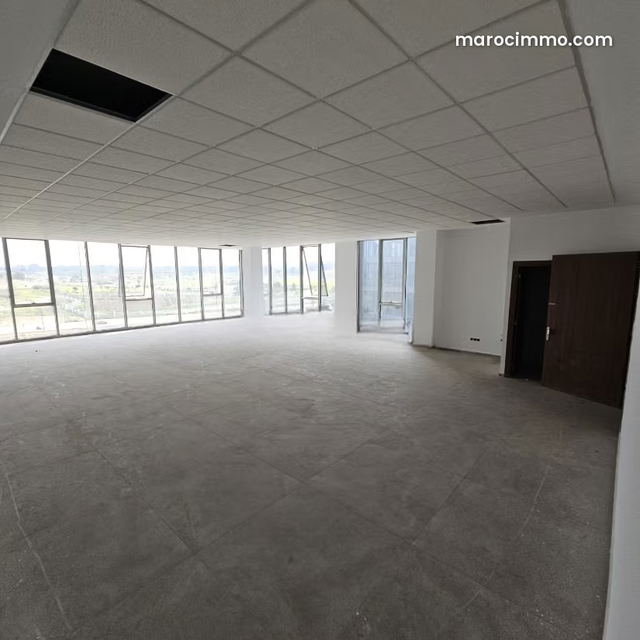 Bureau d'exception 140 m², Sidi Maarouf — Casablanca