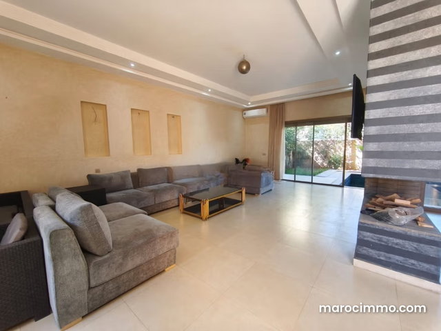 Location magnifique villa meublée à route de l’ourika. 250 mètre — 3