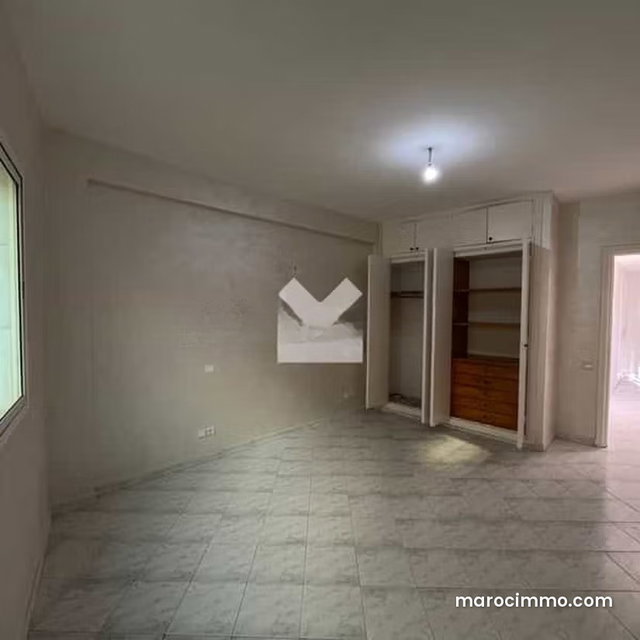 Appartement à Vendre de 155.0 m² à Casablanca, Bourgogne Sidi Belyout — 3