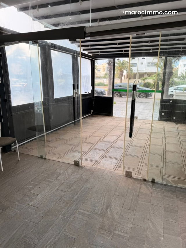 Magasin à vendre–Résidence Les Orchidées — 3