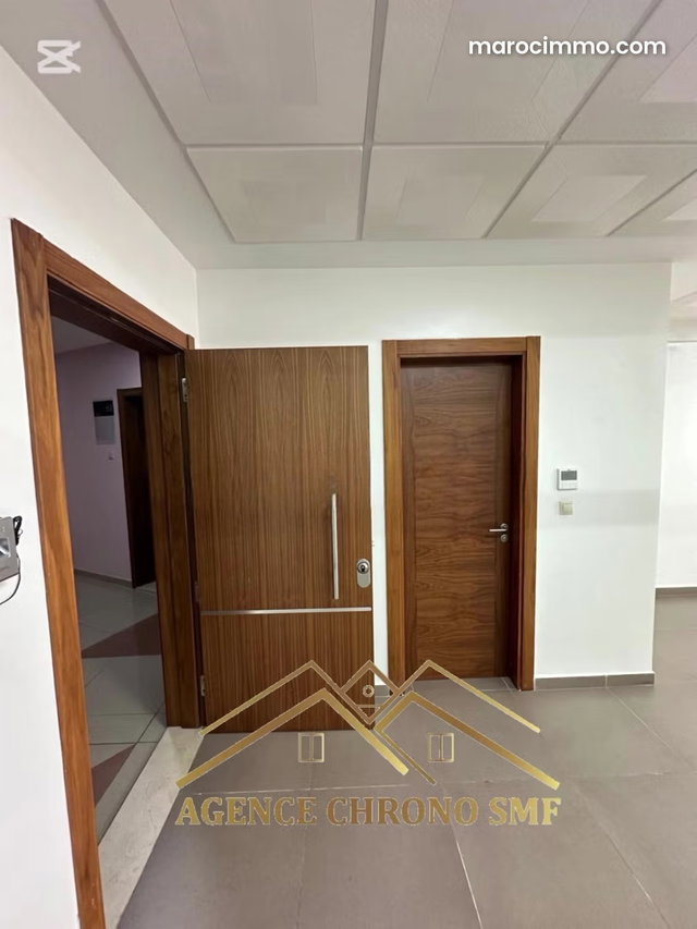 Office Space for Rent in Av Mokawama — 2