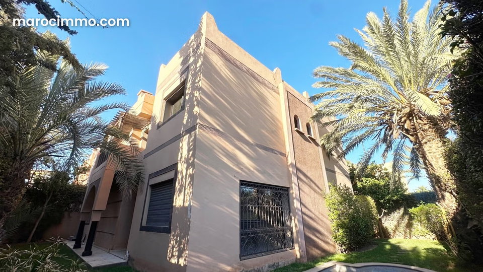 Villa d’exception à vendre – Targa Masmoudi