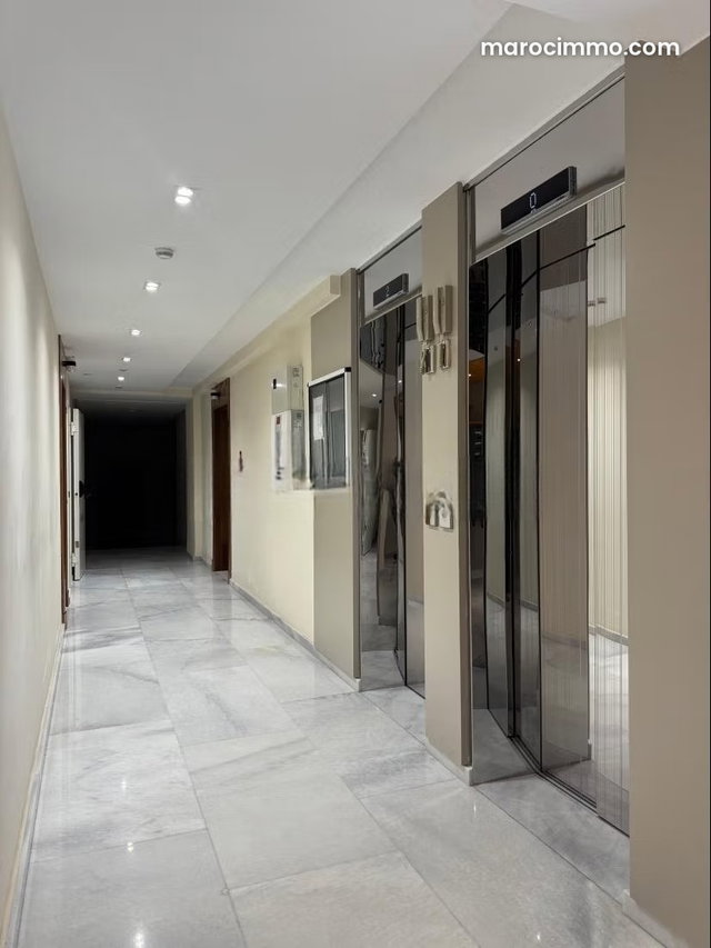 Duplex bureau a centre ville de 114 m2 à louer — 3