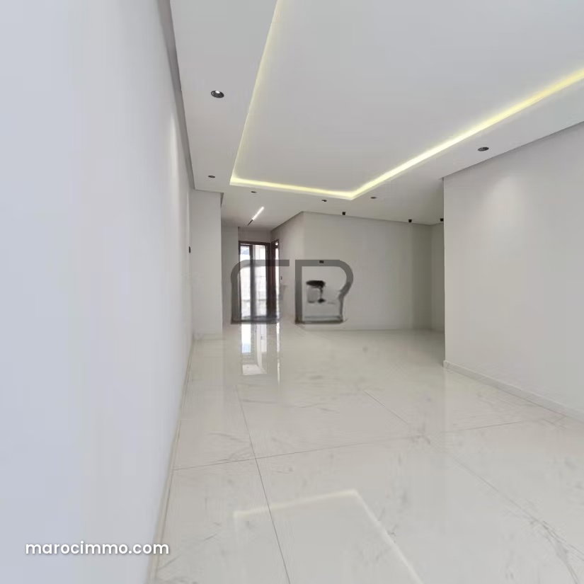 Bright apartment with terrace in Ferme Bretonne, Casablanca — Casablanca