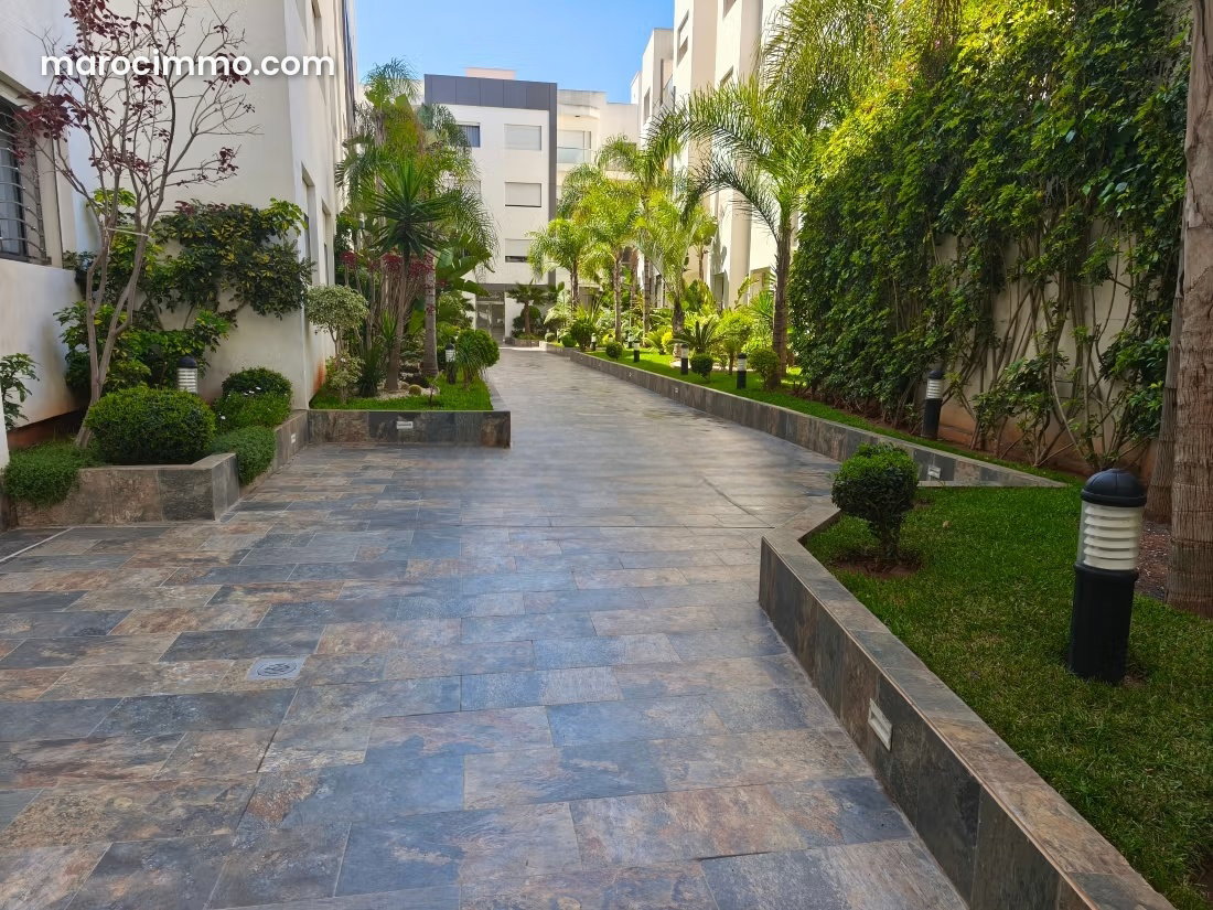 Appartement 4 chambres, Hermitage, Casablanca, comme neuf — Casablanca
