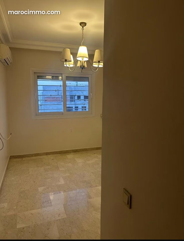 Appartement à l'achat à Oasis. Surface de 94 m². Ascenseur et stationnement — 4