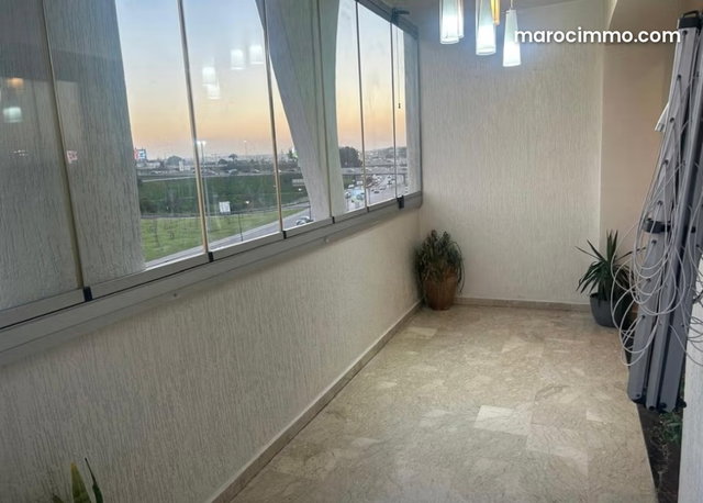 Appartement à l'achat à Oasis. Surface de 94 m². Ascenseur et stationnement — 3