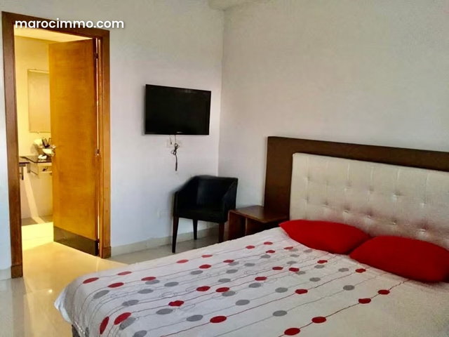 Appart 3 CH / 2 SDB de 140 m² en location meublée — 3