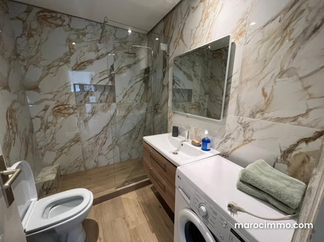 Bel appartement en location à Triangle d'Or. Superficie 50 m². Conciergerie à disposition, système de climatisation — 3