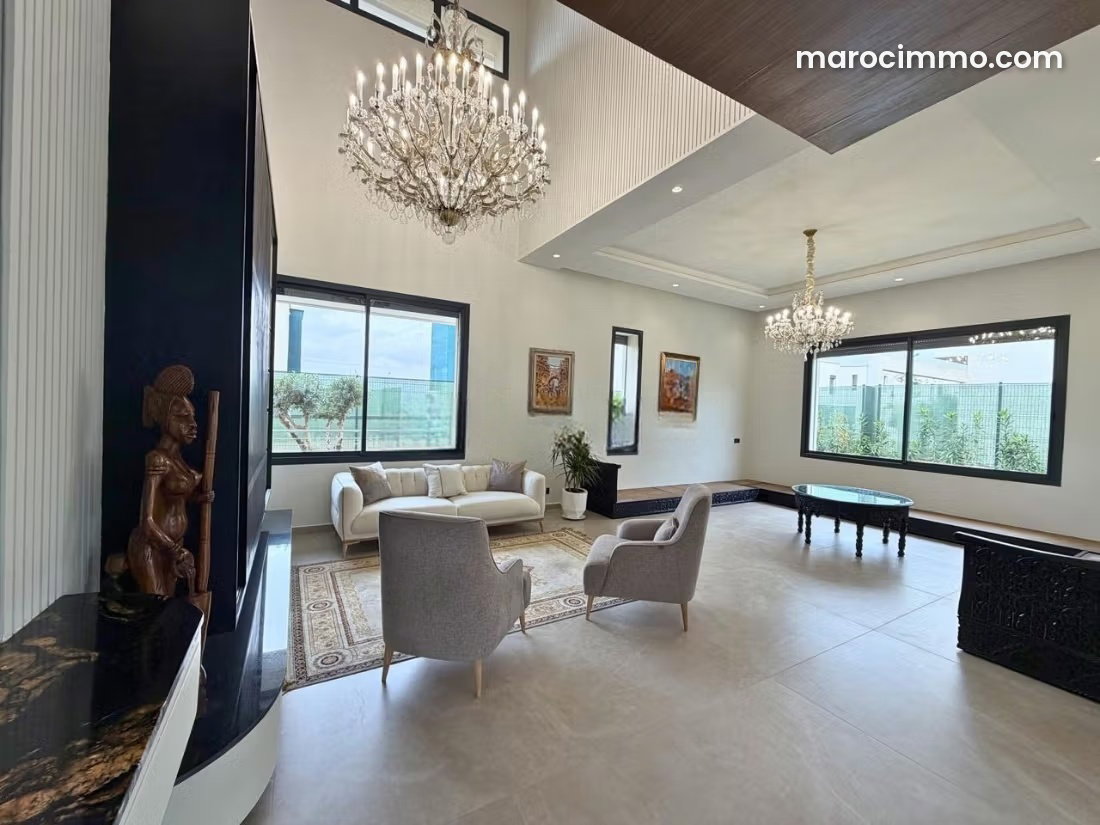 Villa 520 m² avec piscine à Bouskoura centre — Bouskoura