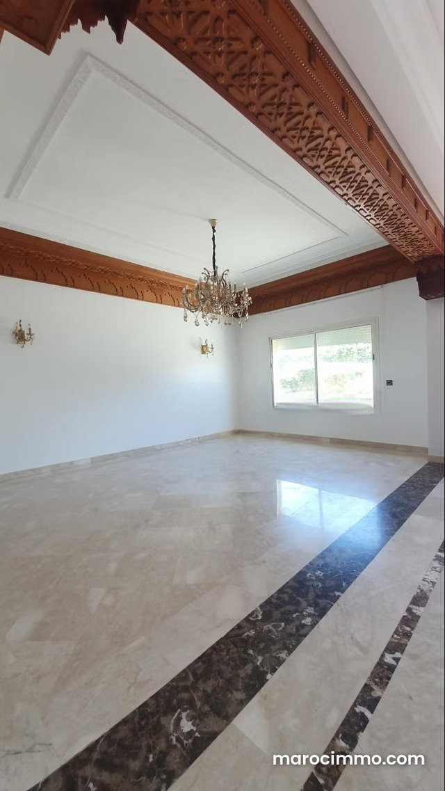 Très joli villa à louer à Ain Diab — 5