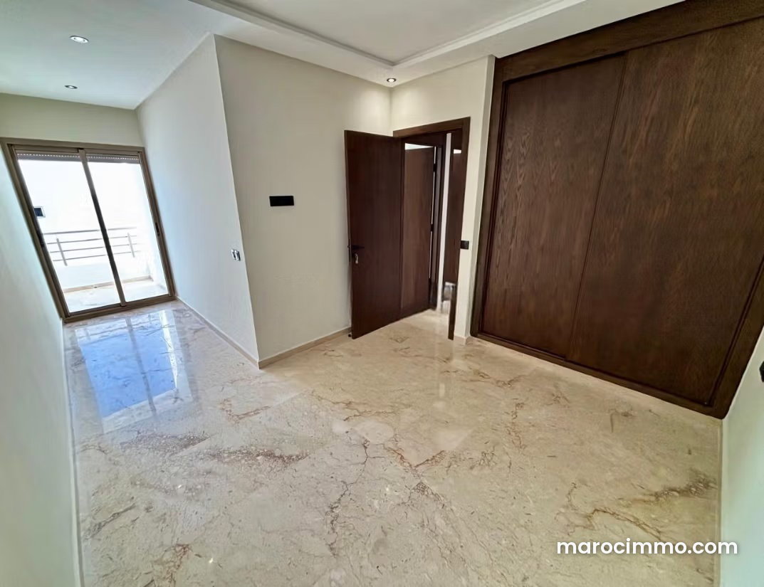 3-Bedroom Apartment with Terraces, Beauséjour, Casablanca — Casablanca