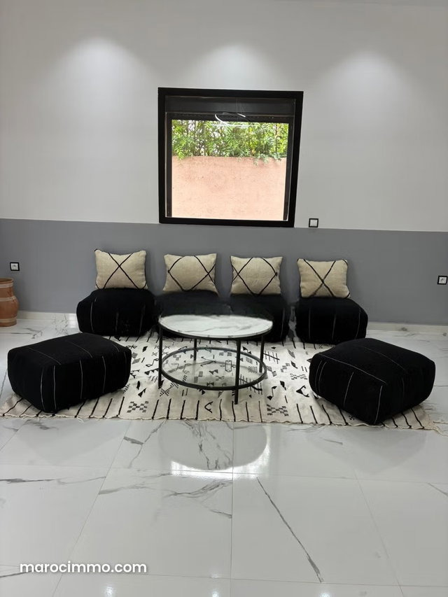 Coquette villa de compagne titré à vendre — 3
