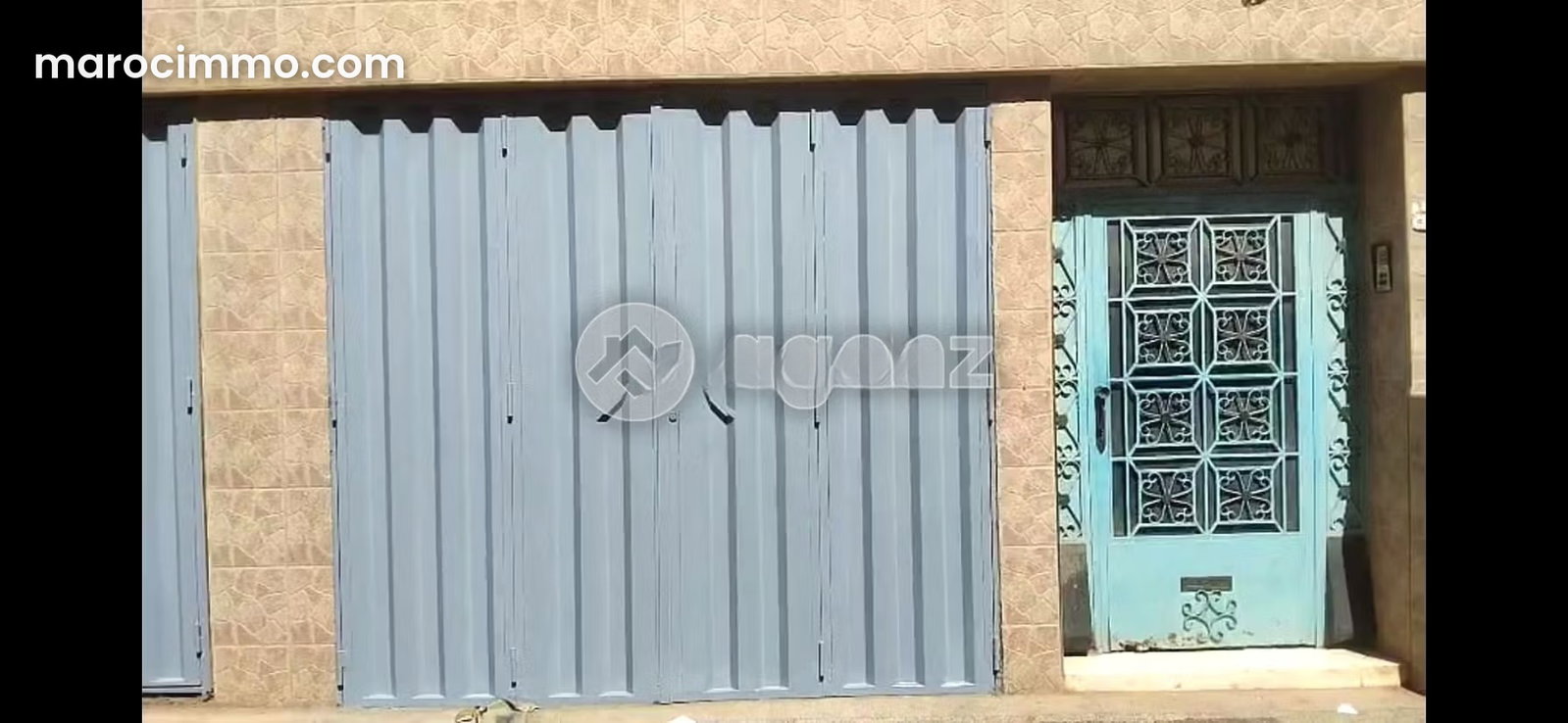 محل تجاري واسع للبيع في سيدي مومن بالدار البيضاء — الدار البيضاء