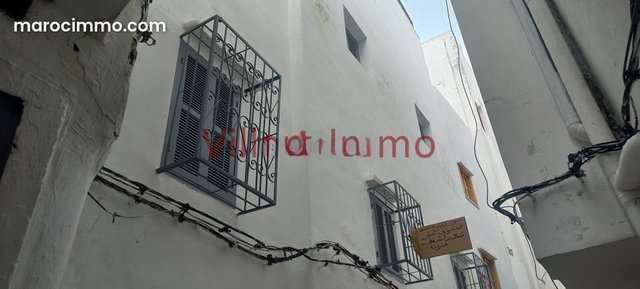 Riad moderne titré divisé en 3 appartements — 2