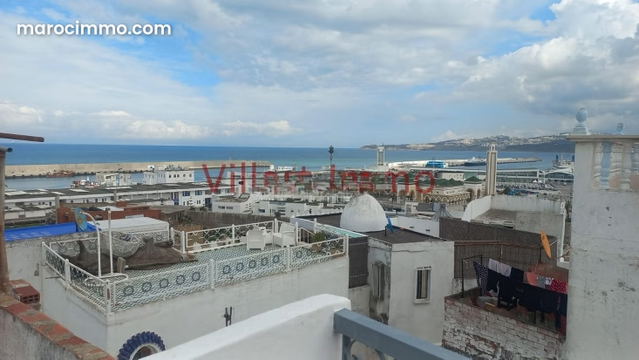 Riad moderne titré divisé en 3 appartements — Tanger