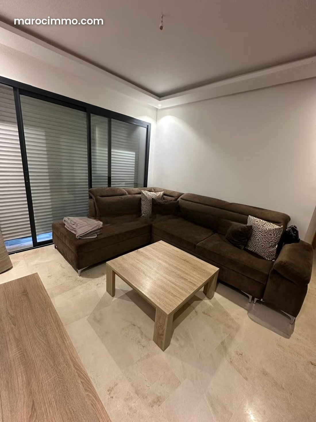Appartement à louer à Riyad Rabat avec piscine et garage — Rabat