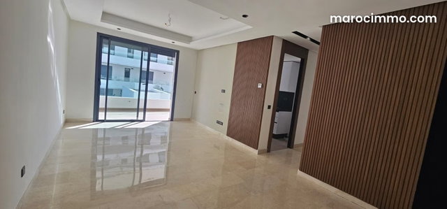 Superbe appartement de 3ch vide à louer à CFC — 2