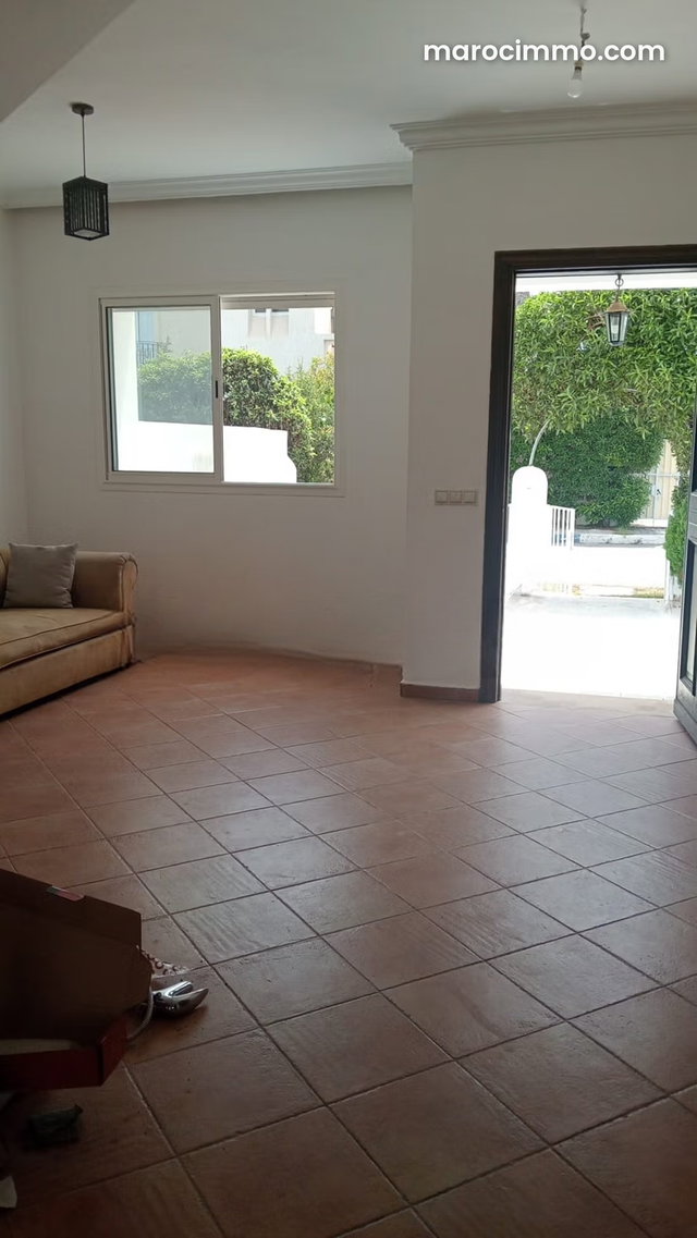 Rent Unfurnished Villa with Pool, Secure Residence — 2
