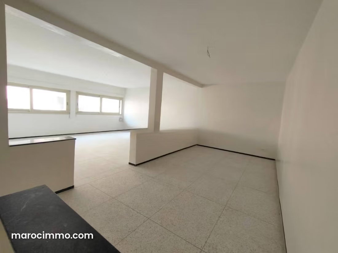 5-Room Apartment for Rent in Gauthier, Casablanca — Casablanca