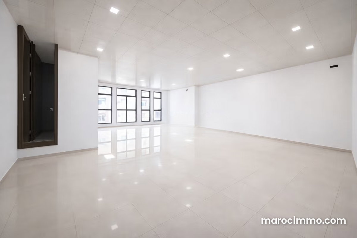 Plateau bureau 96m² à louer bd Abdelmoumen