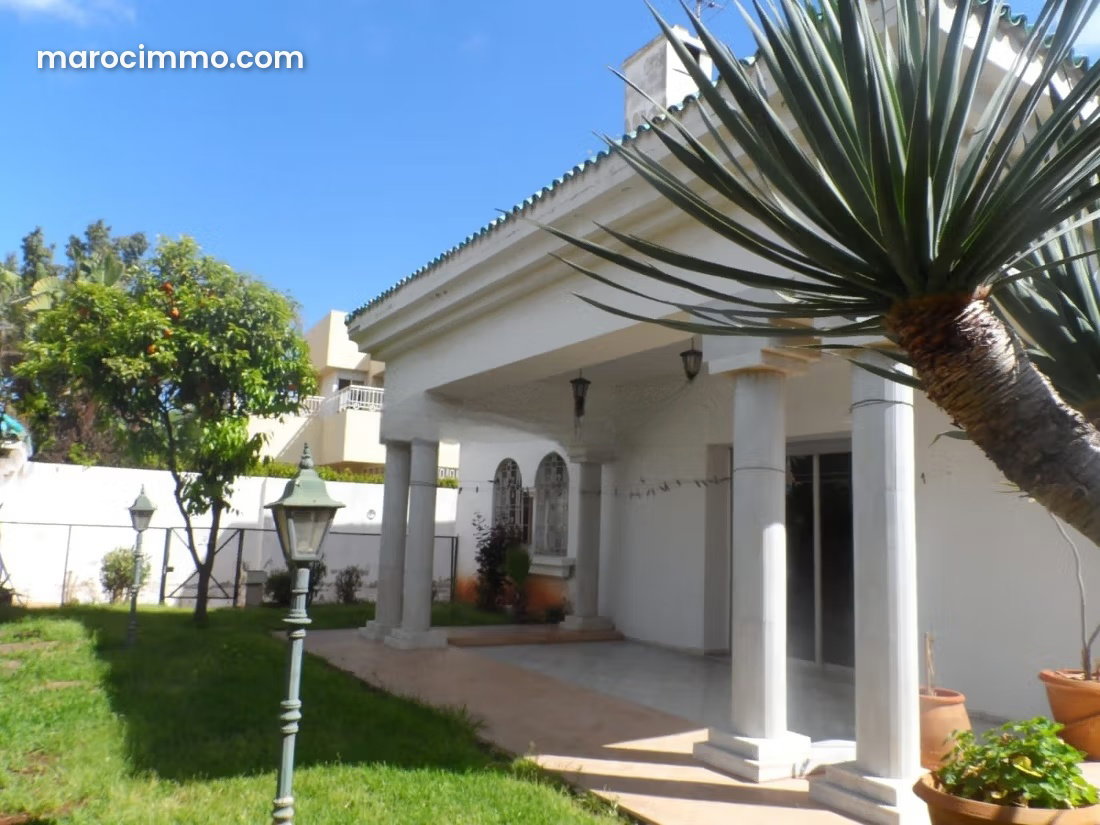 Villa 1150 m² avec piscine, Sidi Maarouf, Casablanca — Casablanca