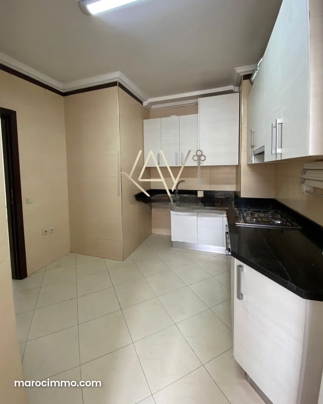 120 m² Apartment for Rent in Central Tangier — Tangier