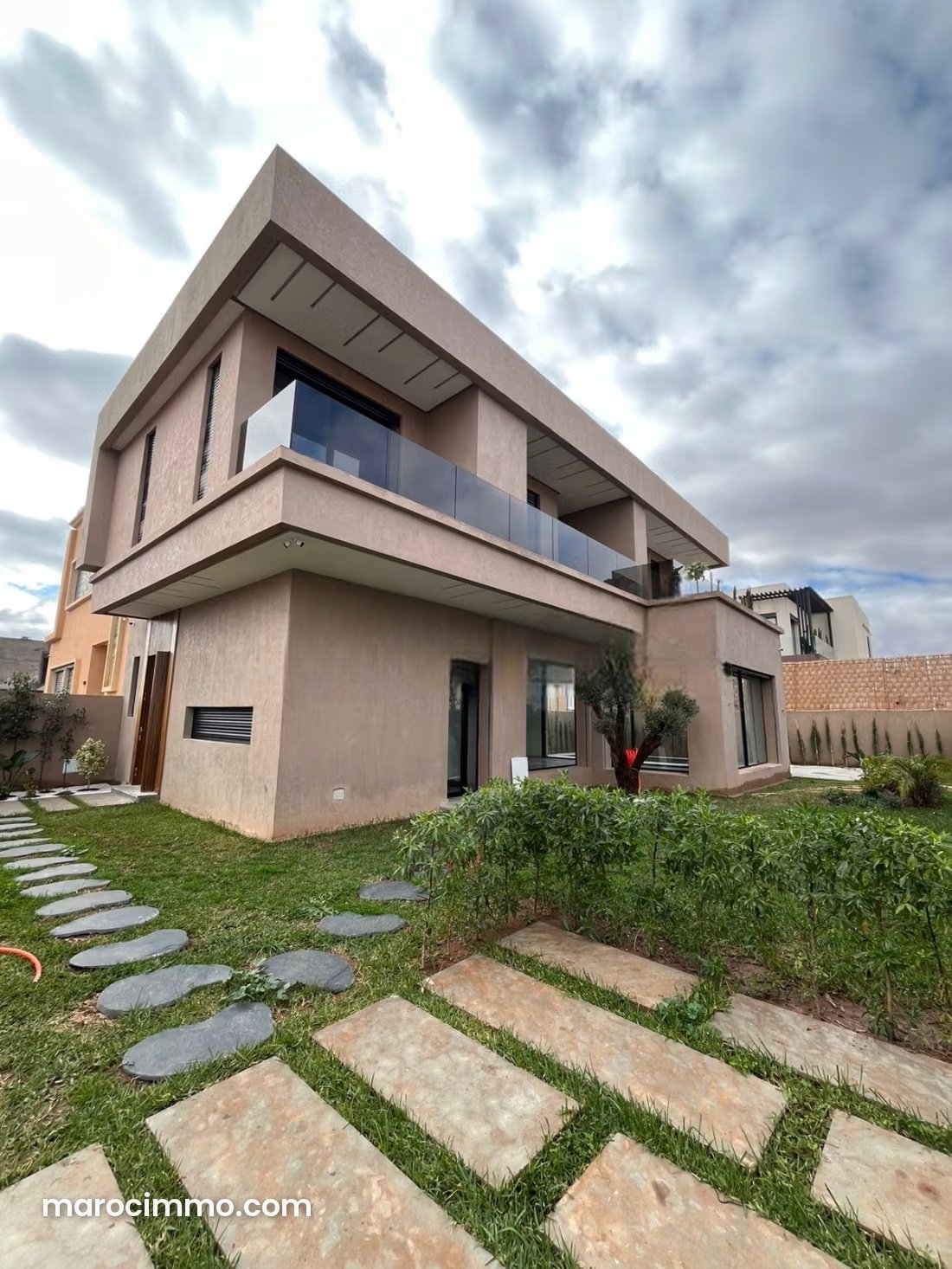 250 m² Villa with 3 Suites and Swimming Pool, Tahanaout Road, Marrakech — Marrakesh
