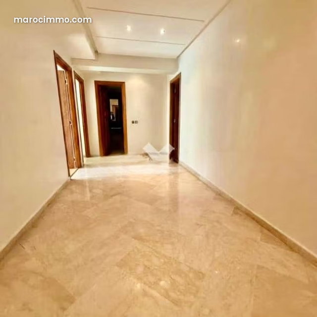 Appartement à Louer de 216.0 m² à Casablanca, Racine — 5