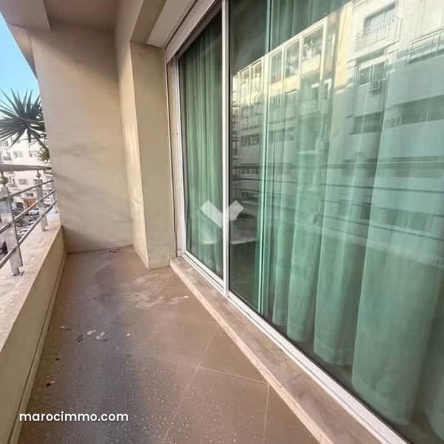 Appartement à Louer de 216.0 m² à Casablanca, Racine — 4