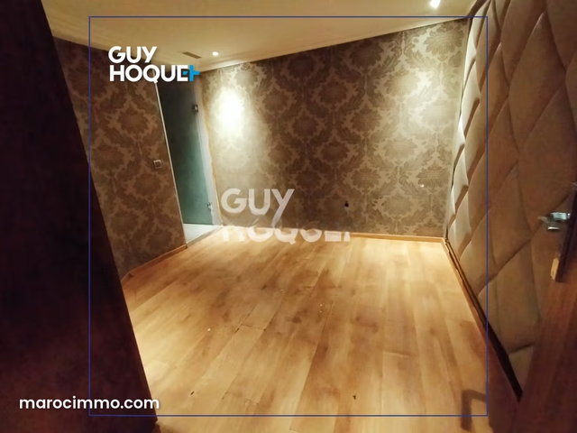 Local commercial Racine Extention 318 m² 62 m² — 4