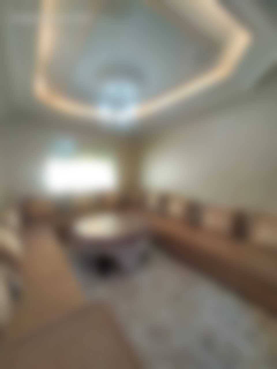 شقة مفروشة مع شرفة للكراء بحي السلام أكادير