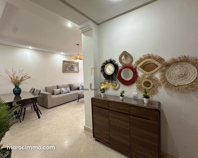 Appartement Lumineux À Louer Avec Piscine — 3