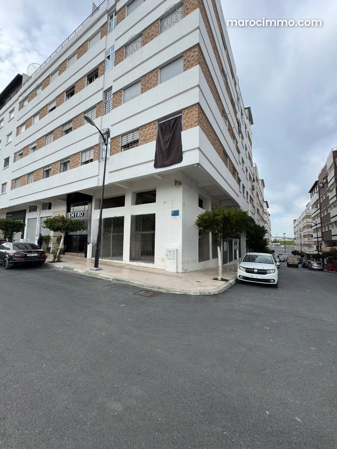 Local commercial 59 m² à louer quartier Marjane Tanger — Tanger