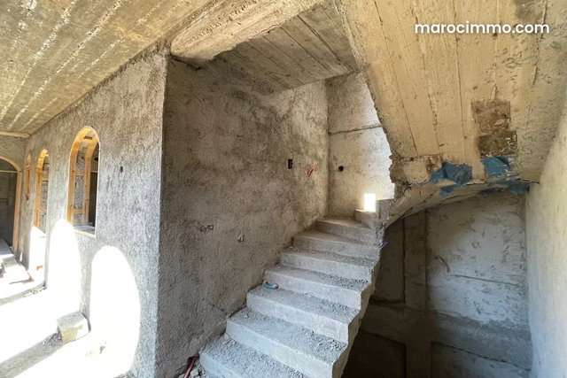 Grand Riad en cours de construction, livré fini — 4