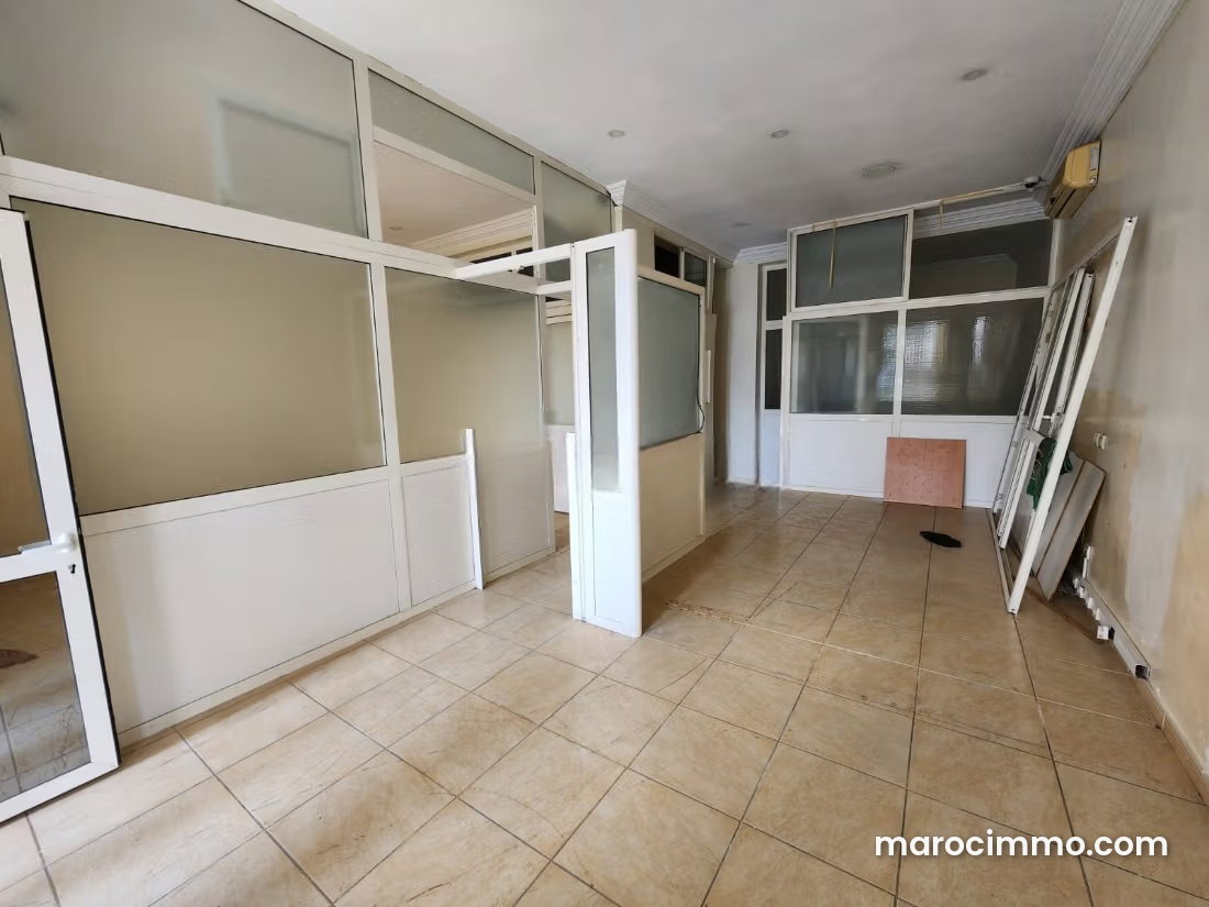 Bureau 63 m² à vendre Bouargane Agadir emplacement clé — Agadir