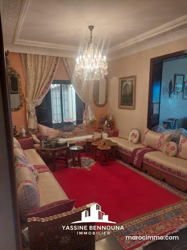 À VENDRE Villa de Prestige à Moujahidine — 3