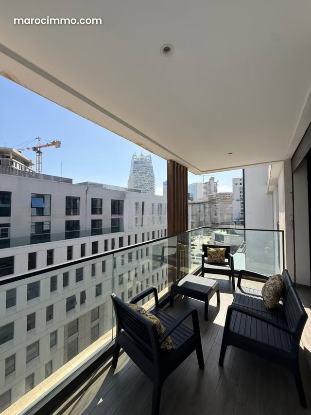 Appartement avec grande terrasse — 2