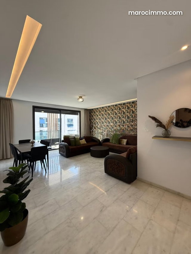 Appartement avec grande terrasse — 4