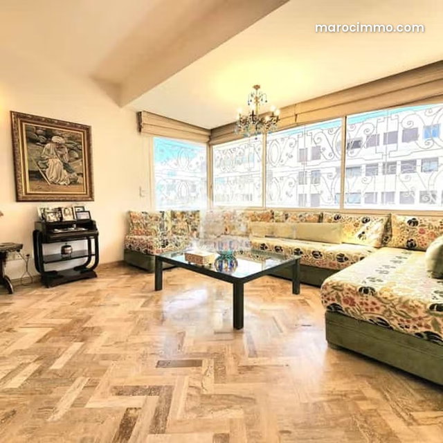 Appartement à Vendre de 258.0 m² à Casablanca, Racine — 2