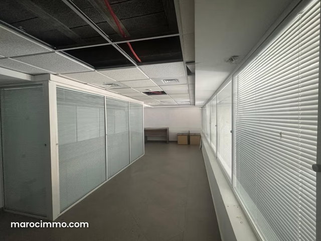 Magnificent office for rent on Mohamed V Boulevard — 5
