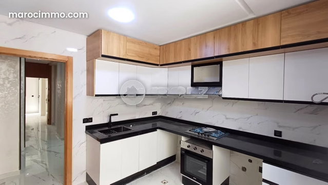 RÉSIDENCE THAMI Appartement à vendre 120 m², 3 chambres El Bassatine Meknès — 4