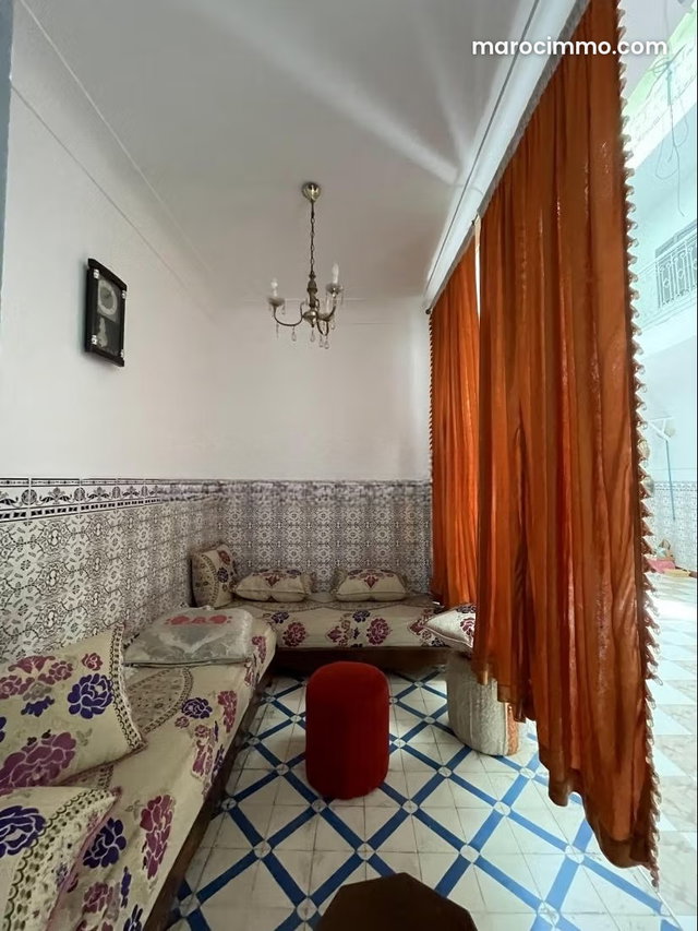 Riad a renover avec 7 chambres à quartier berrima — 3