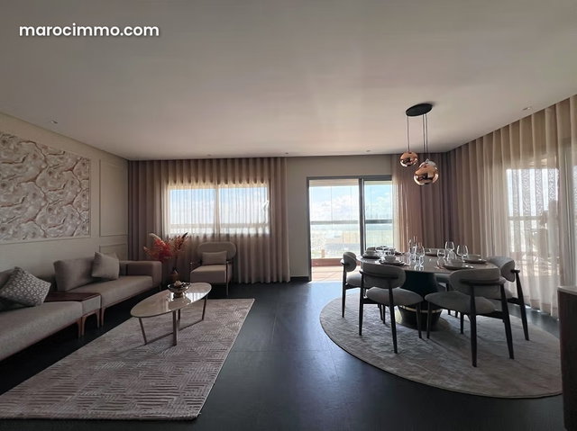 Superbe appartement à louer à Casablanca Marina vue mer 202m2 — 3
