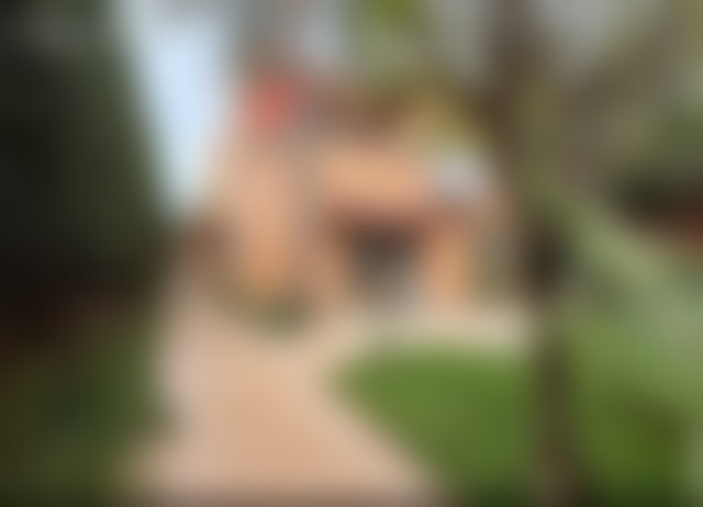 900 m² Villa to Renovate, Polo, Casablanca — 3